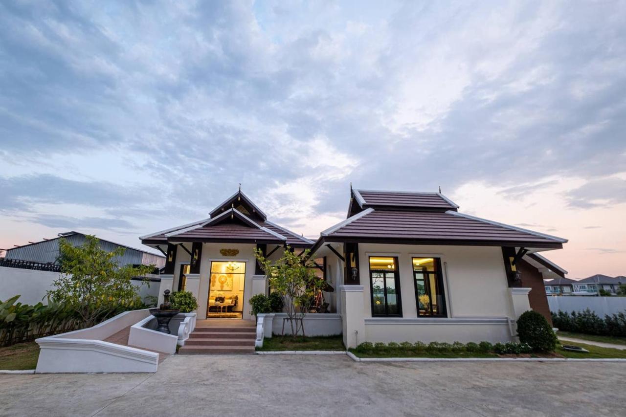 Lanna Kamin Pool Villa Airport Chiang Mai Eksteriør billede