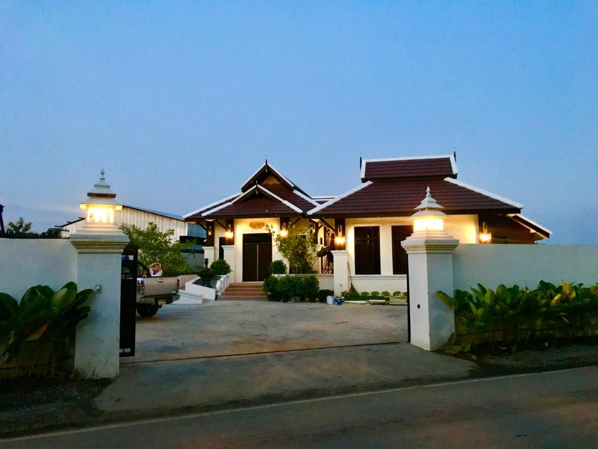 Lanna Kamin Pool Villa Airport Chiang Mai Eksteriør billede